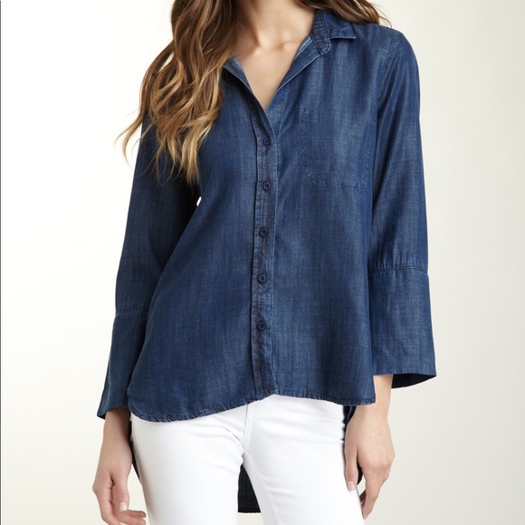 cloth & stone Tops - Cloth & Stone Chambray Blue Button Down Shirt Tail